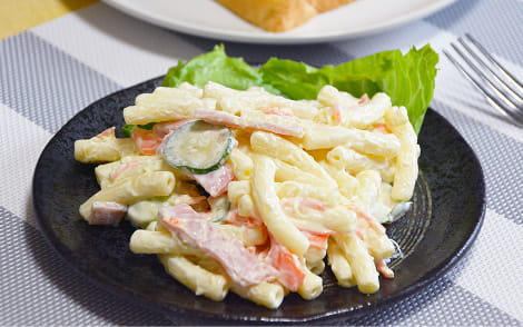 マカロニサラダ